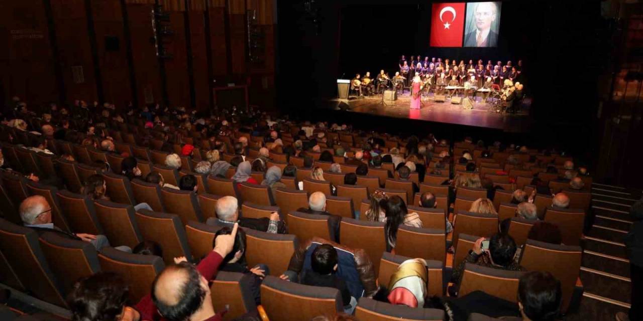 Türk Müziğinin Eşsiz Eserlerini Seslendirdiler