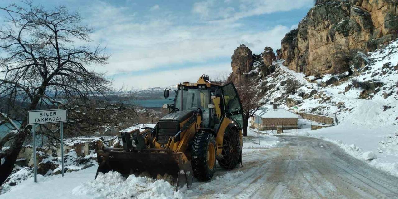 Diyarbakır’da Kardan Kapanan 474 Kilometre Yol Ulaşıma Açıldı