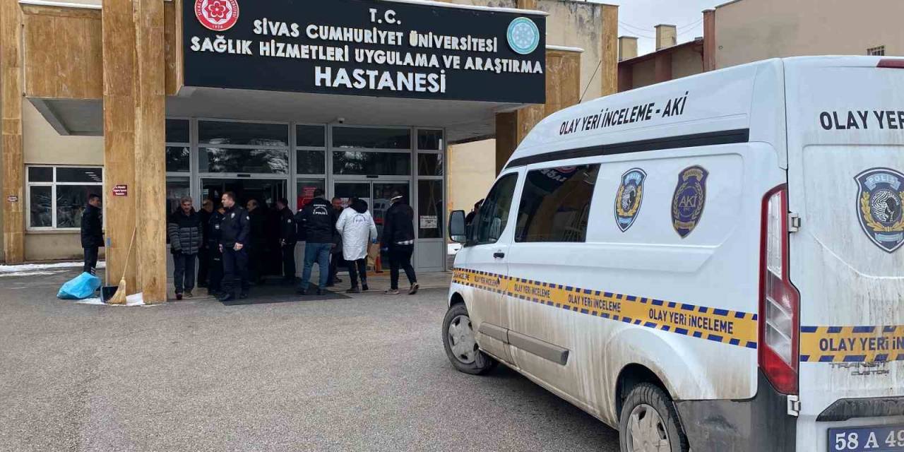 Hastanenin 12’nci Katından Atladı