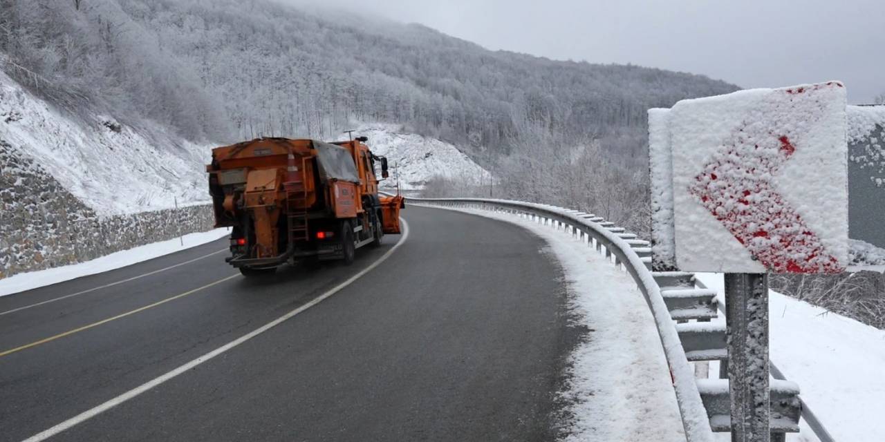 Kırklareli’nin Yüksek Kesimlerinde Kar Etkili Oldu
