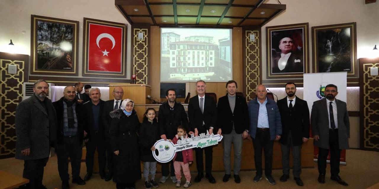 İnegöl’de Tamamlanan Toki 3. Etap’ta Anahtar Teslim