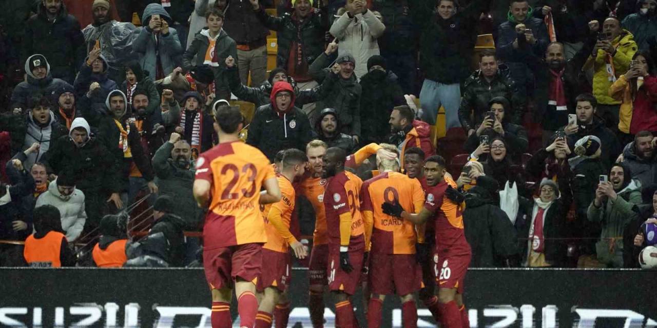 Galatasaray, Süper Lig’de 11 Maçtır Yenilmiyor