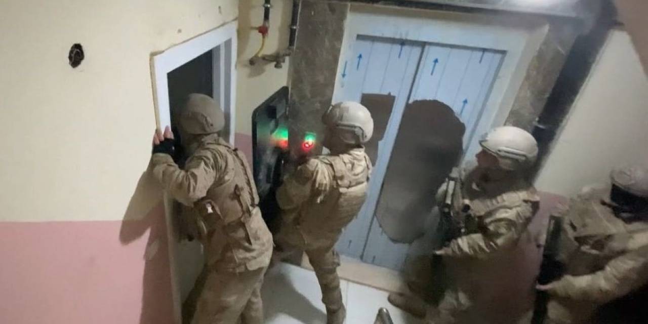 Diyarbakır Merkezli 2 İlde Pkk/kck’ya Operasyon: 3 Tutuklama
