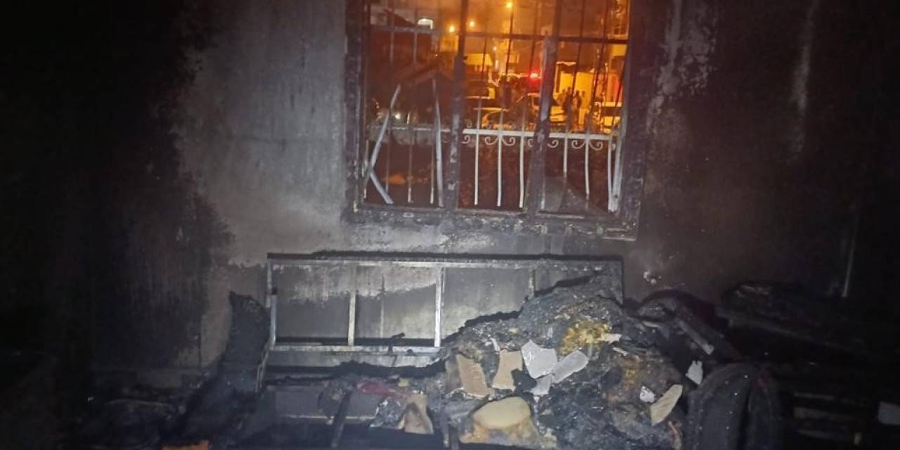 Reyhanlı’da Yanan Ev Kullanılmaz Hale Geldi