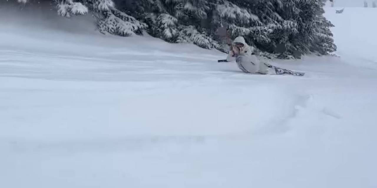 Telesiyej İle Çıkarken Dengesini Kaybetti, Sürünerek Zirveye Çıktı