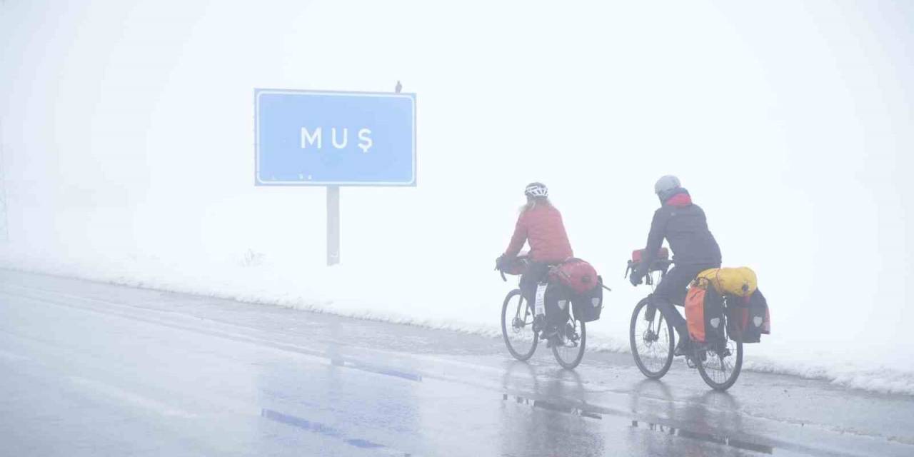 Mülteci Çocuklar İçin Pedal Çeviren Gönüllülere Muş’ta Sıcak Karşılama