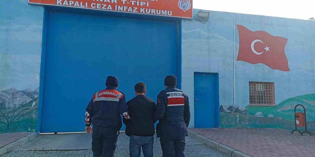 6 Yıl 3 Ay Hapis Cezası İle Aranan Şahıs Köyünde Yakalandı