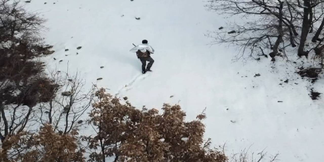 Tunceli’de Kaçak Avcı, Drondan Kaçamadı