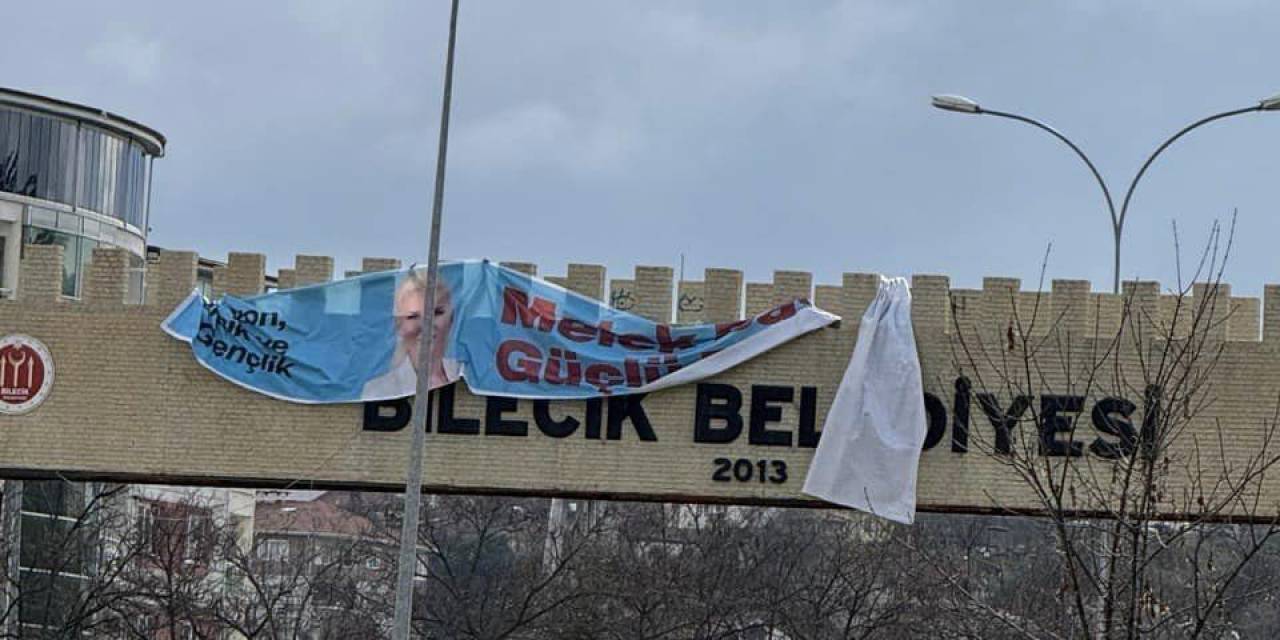 Bilecik Belediyesinden ’pankart’ Açıklaması