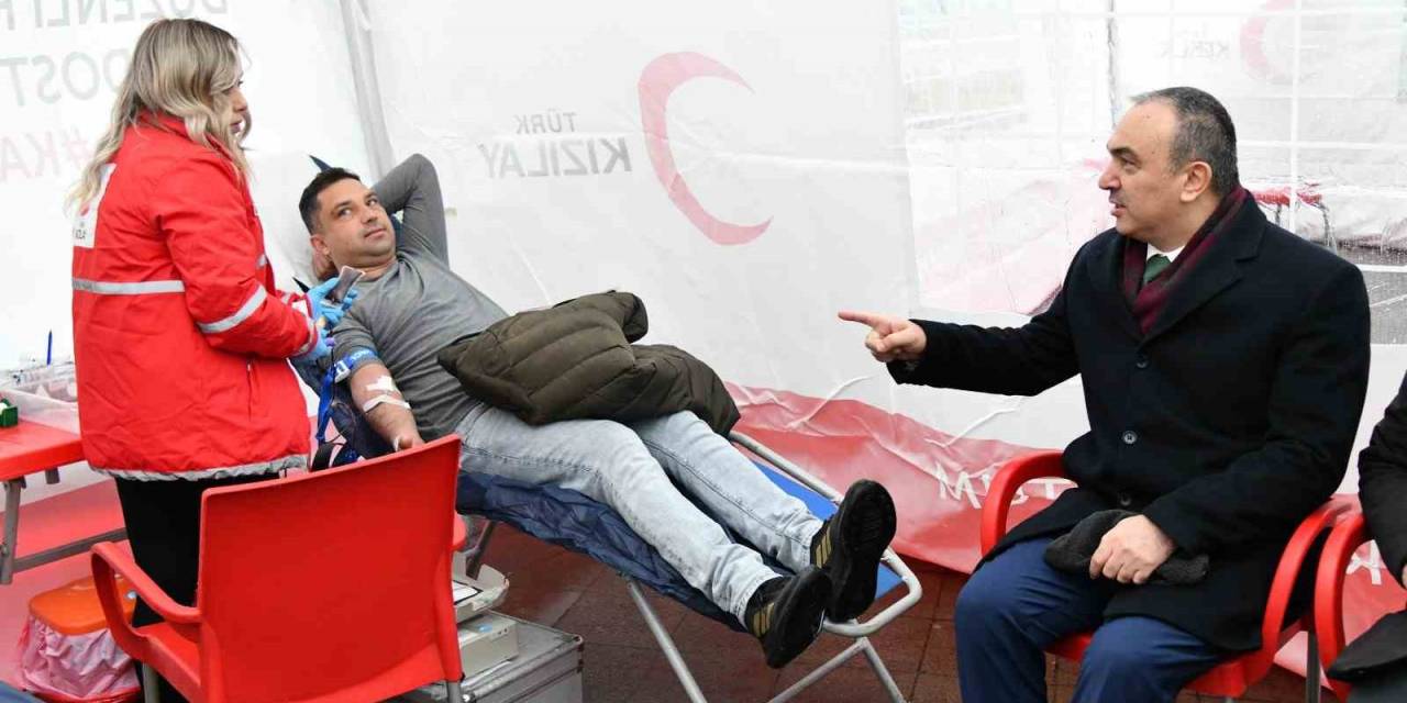 Vali Soytürk’ten Kan Bağışı Çağrısı