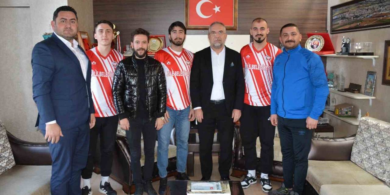 Zile Belediyespor’a 3 Yeni Transfer