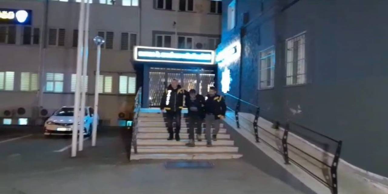 Kıskançlık Yüzünden Eşini Öldüren Şahıs Adliyeye Sevk Edildi