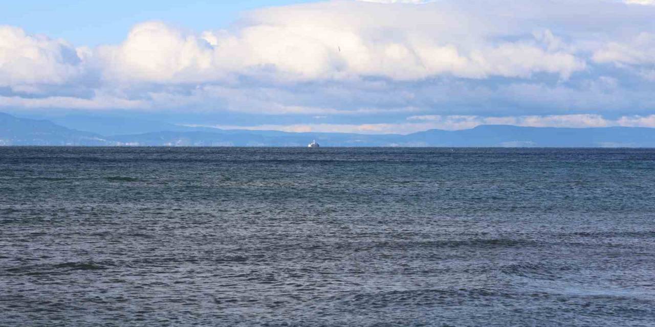 İzmir’de Batan Balıkçı Teknesinde Bir Kişinin Daha Cansız Bedenine Ulaşıldı