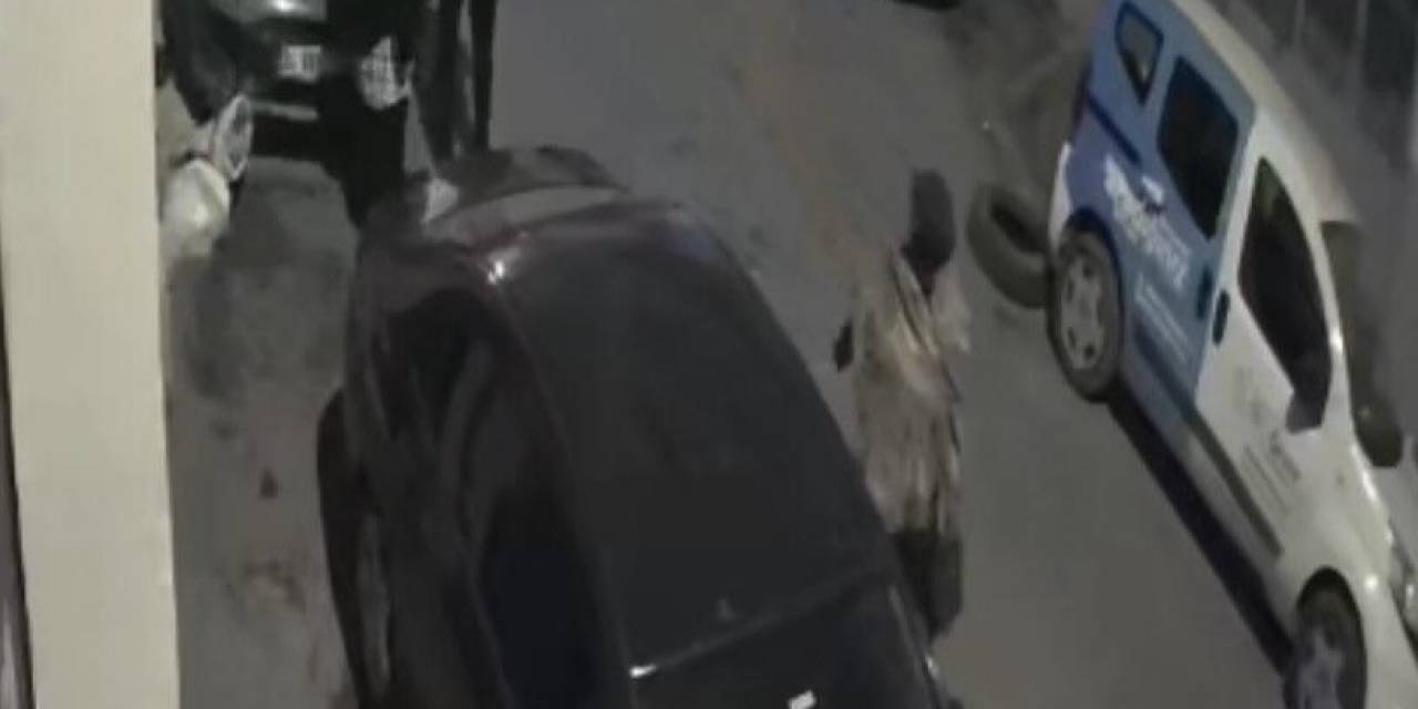 İstanbul’da Yanlış Adam Dayağı Kamerada: Tek Kafayla Yere Serildi