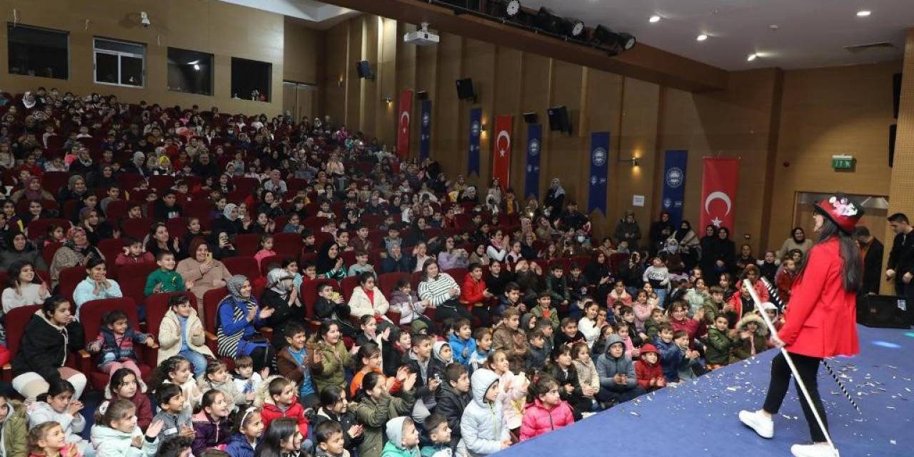 Dilovası’nda Çocuklar Doyasıya Eğlendi