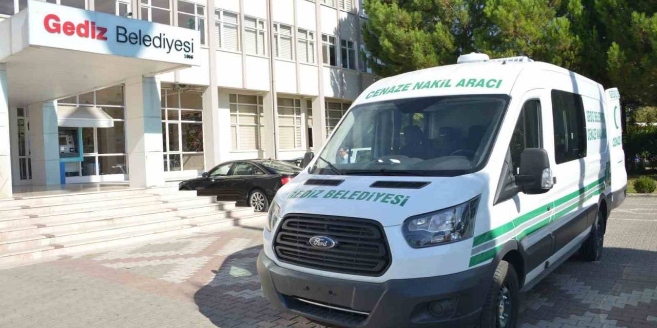 Gediz Belediyesi Cenaze Hizmet Aracı Geçtiğimiz Yıl 29 Bin 468 Kilometre Yol Kat Etti