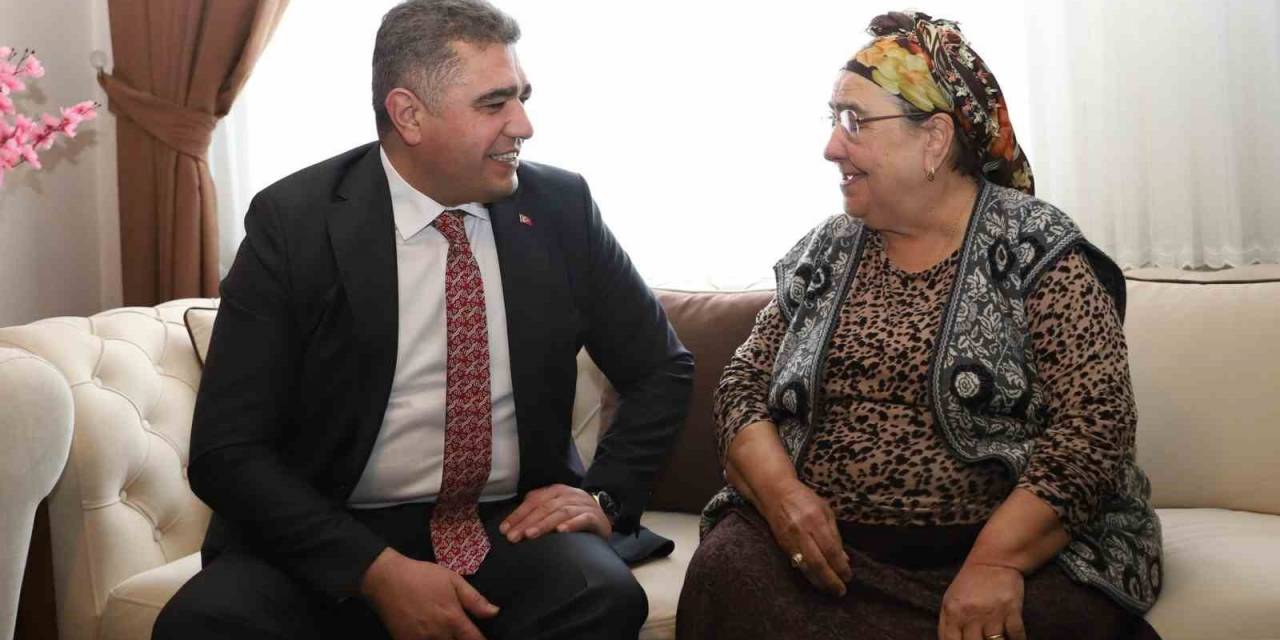 Vali Aslan Şehit Ailelerini Yalnız Bırakmıyor