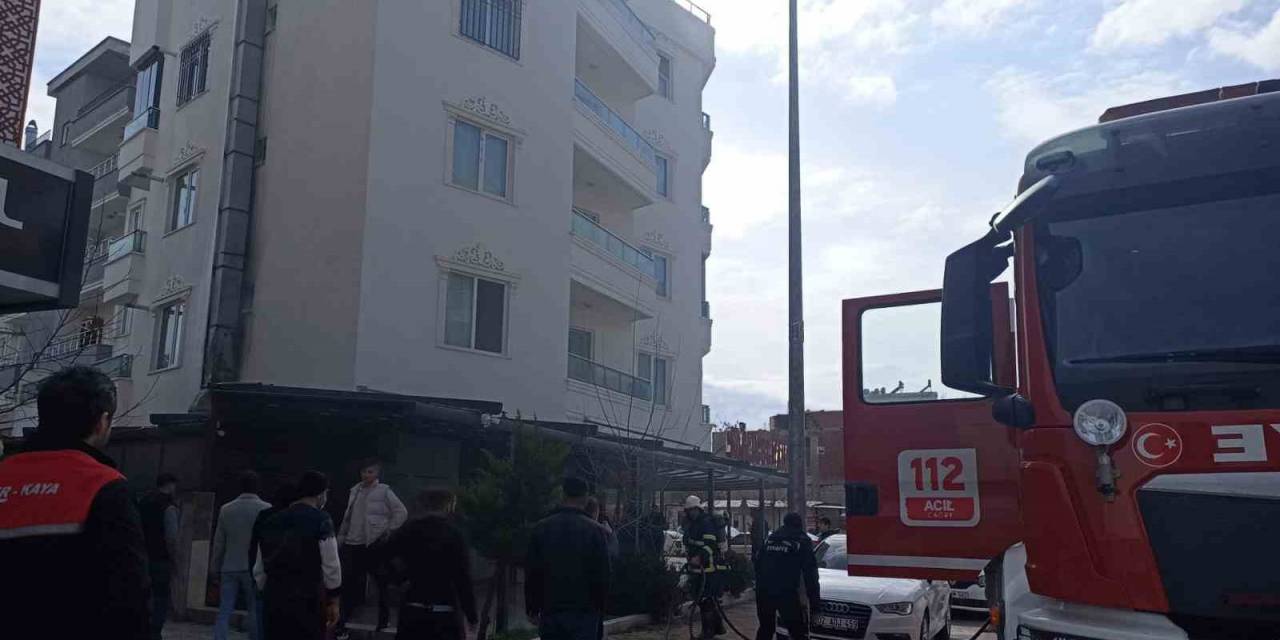 İş Yerinde Çıkan Yangın Korkuttu