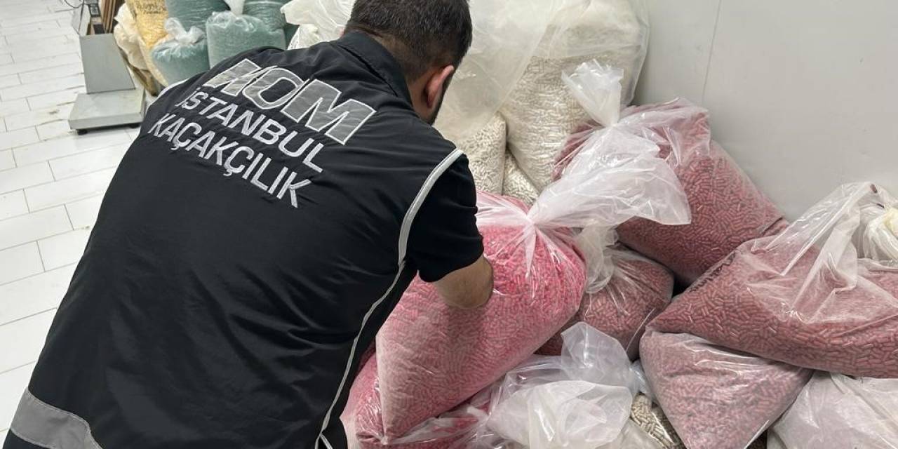 İstanbul’da Sahte Ve Kaçak İlaç Operasyonu: 50 Milyon Lirayı Bulan Ürün Ele Geçirildi
