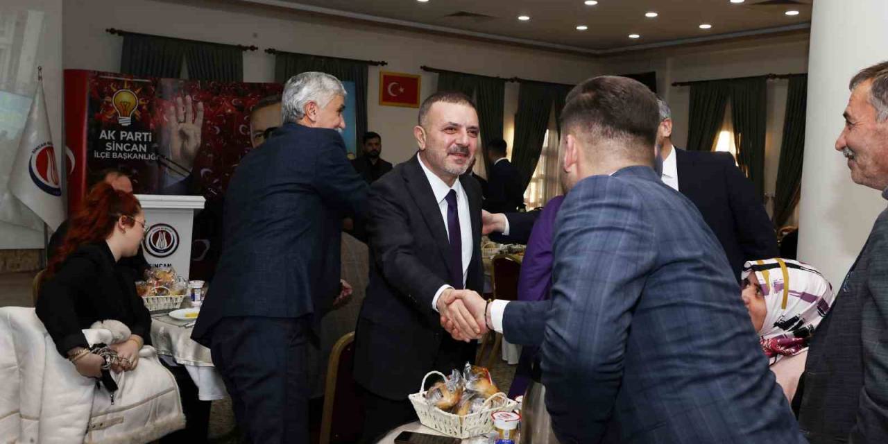 Sincan Belediye Başkanı Ercan Muhtarlarla Buluştu