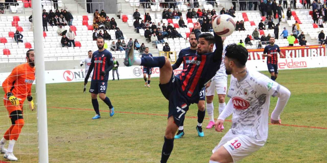 Tff 2. Lig: Karaman Fk: 1 - Düzcespor: 0