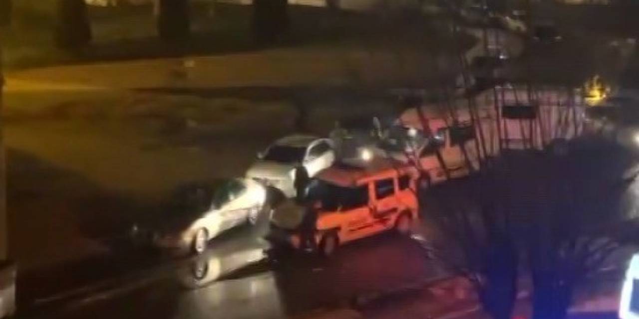 Gaziantep’te Park Önünde Şüpheli Paket Paniği