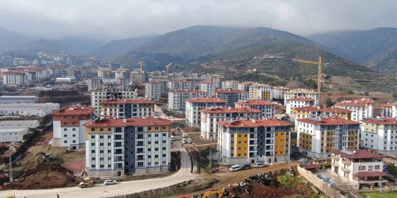 Depremin Yerle Bir Ettiği Antakya’da Adeta Yeni Bir Şehir Kuruldu