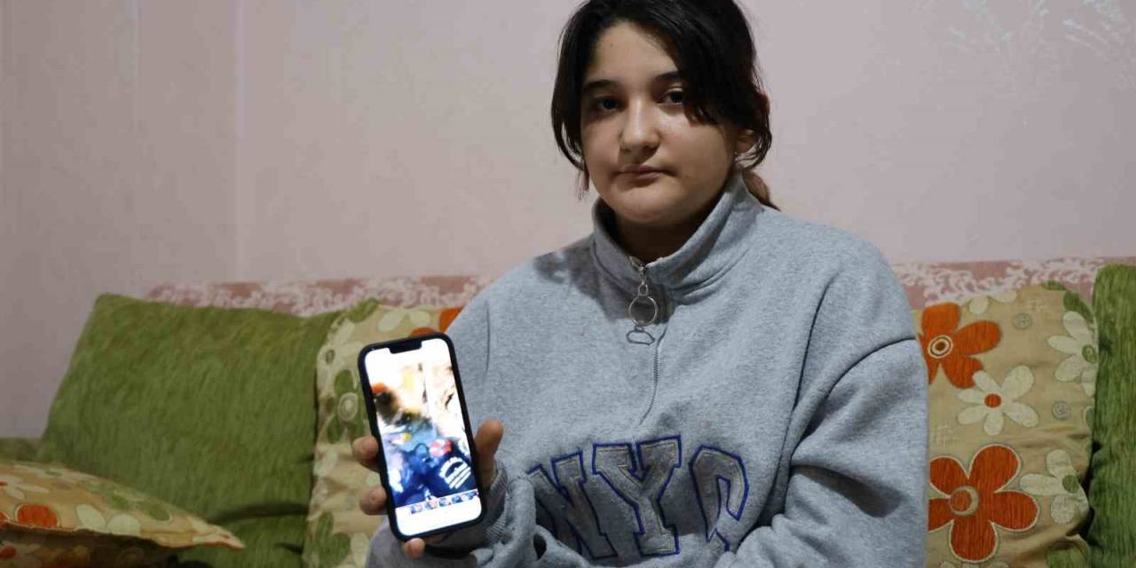 Enkazdan ’selâmünaleyküm’ Diyerek Çıkmıştı