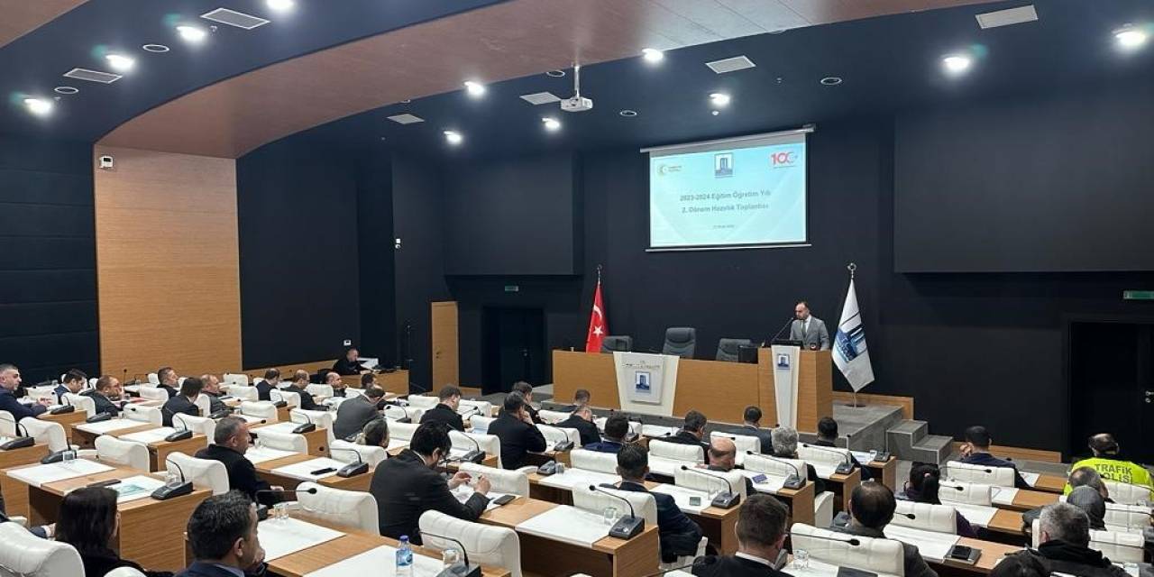 Çanakkale’de 2023-2024 Eğitim Ve Öğretim Yılı 2. Dönem Hazırlık Toplantısı Gerçekleştirildi