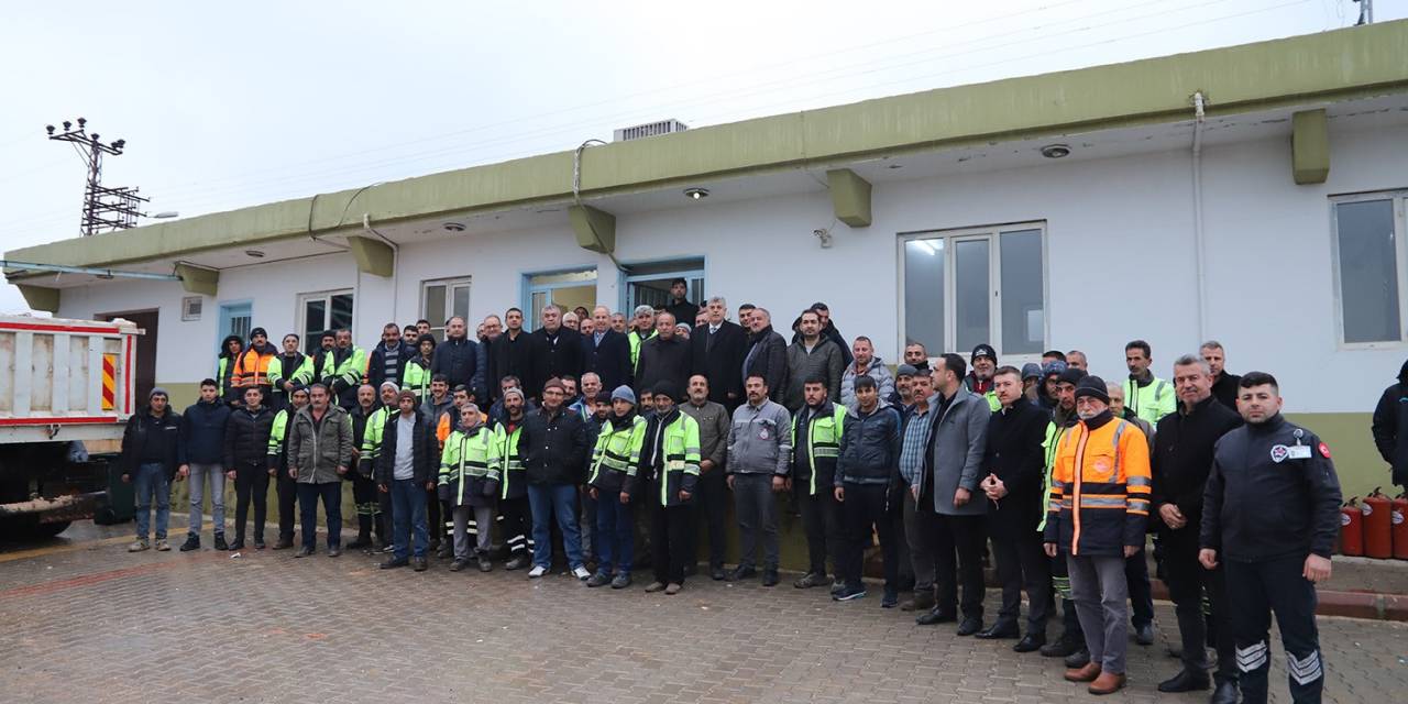 Oğuzeli Belediyesi Çalışanların Yüzünü Güldürdü