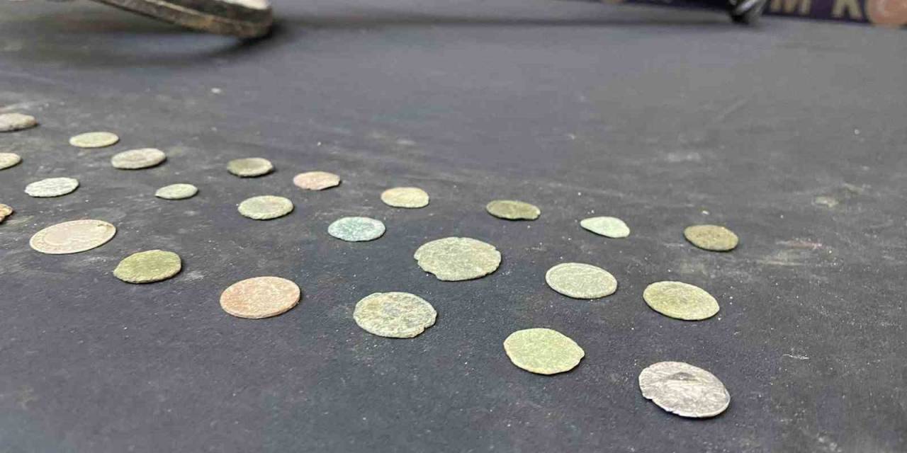 İstanbul Merkezli 7 İlde Tarihi Eser Kaçakçılığı Operasyonu: 9 Gözaltı