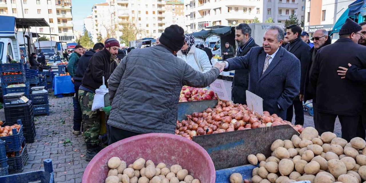 Esnaflardan Başkan Yalçın’a: "Yalçın Başkan Her Zaman Yanımızda"