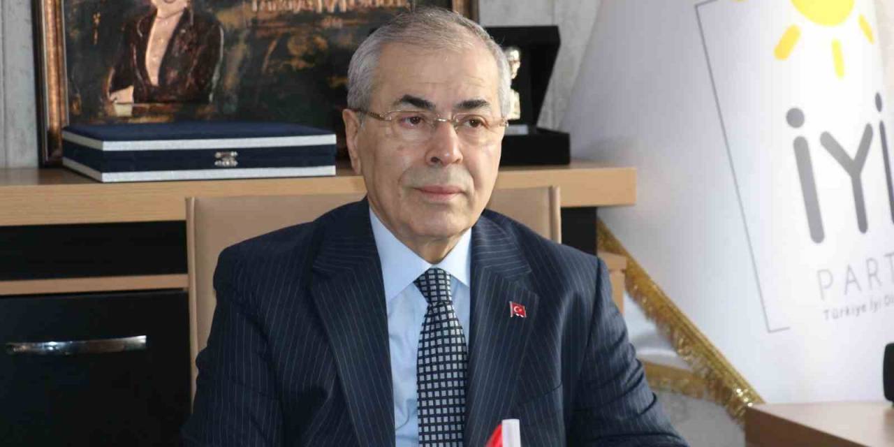 İyi Parti Sivas Belediye Başkan Adayı Mehmet Ceylan Adaylıktan Çekildi