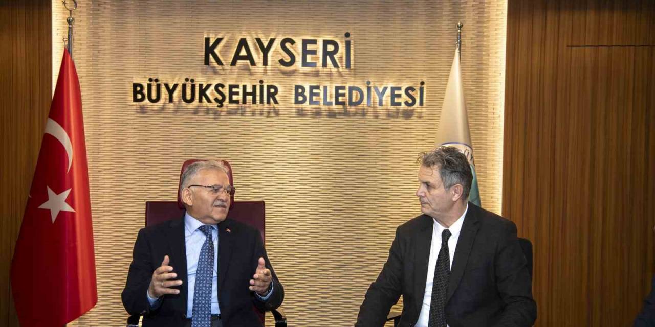 Amatör Spor Kulüpleri’nden Başkan Büyükkılıç’a: “Her Zaman Yanınızdayız”