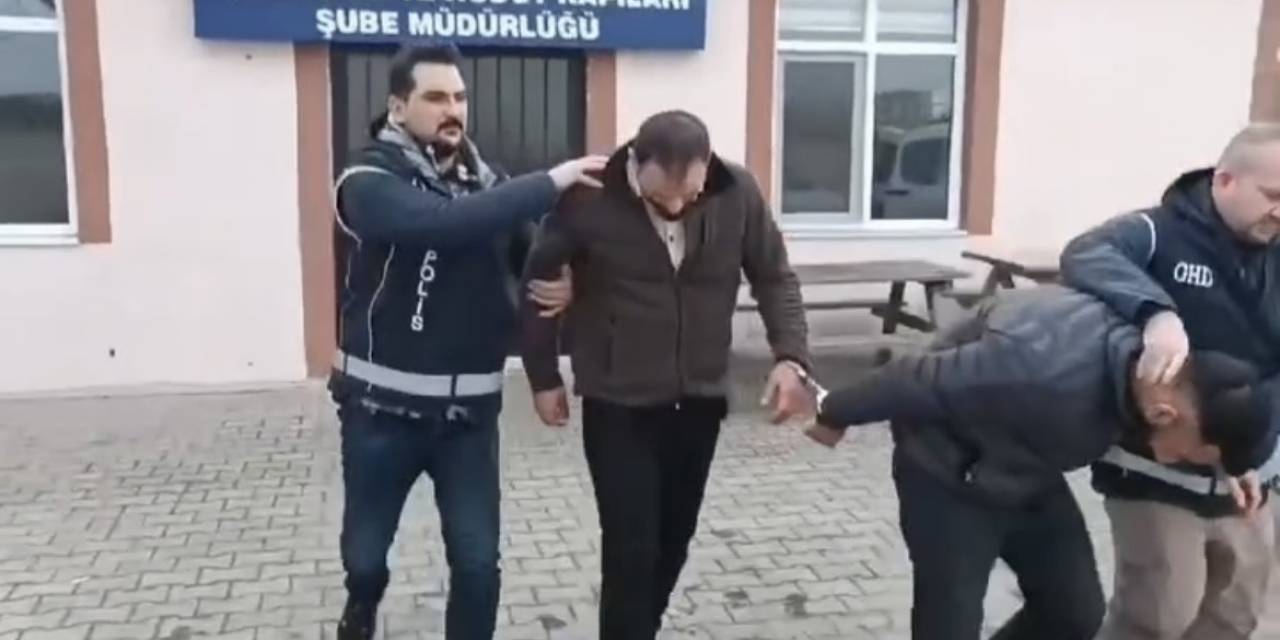 Kırklareli’de Göçmen Kaçakçılığı Yaptığı İddiasıyla Tutuklandı
