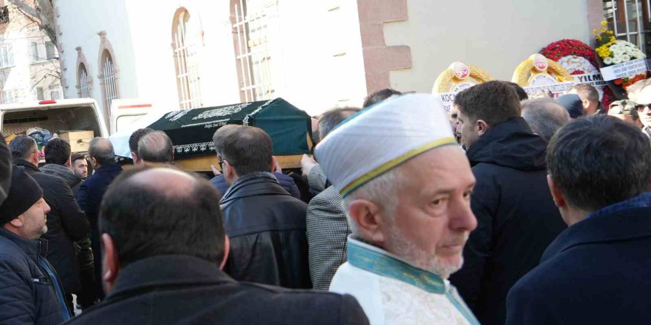 Kocaeli Ve Balıkesir Protokolü Cenazede Buluştu