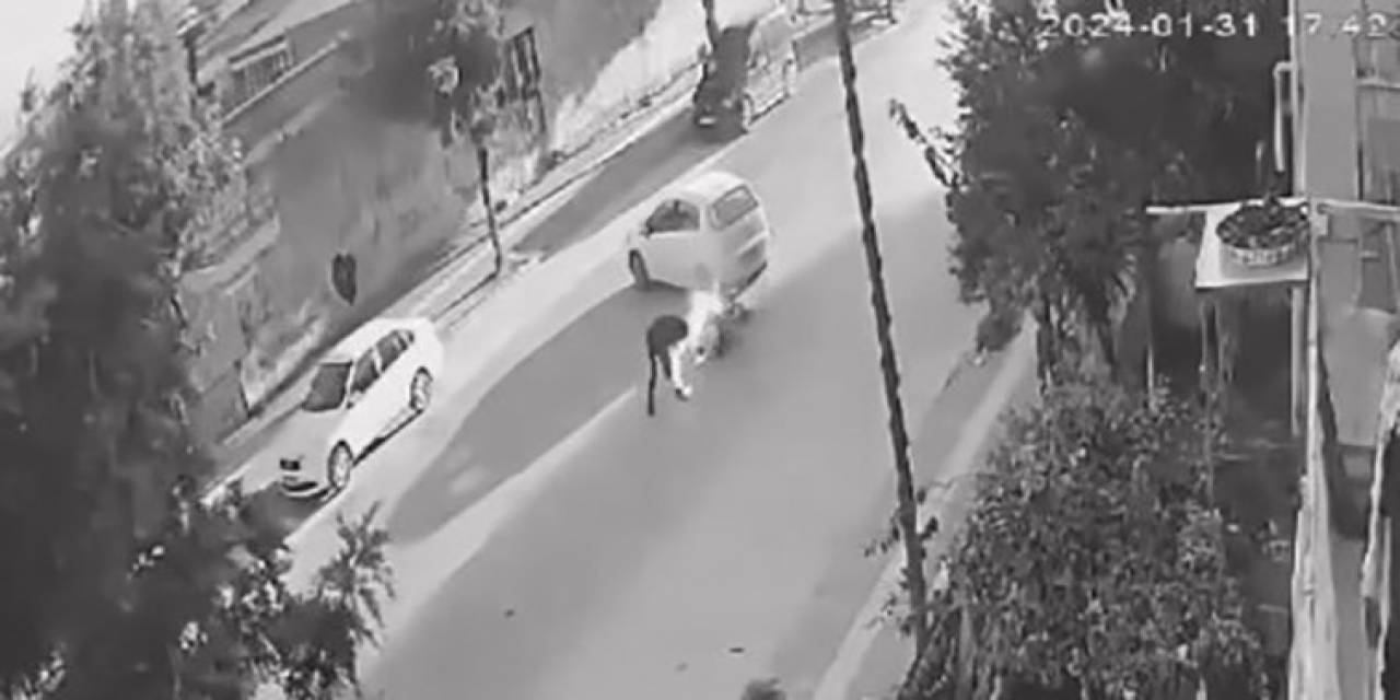 Alevler Üzerini Sardı, Çevredekiler Söndürdü