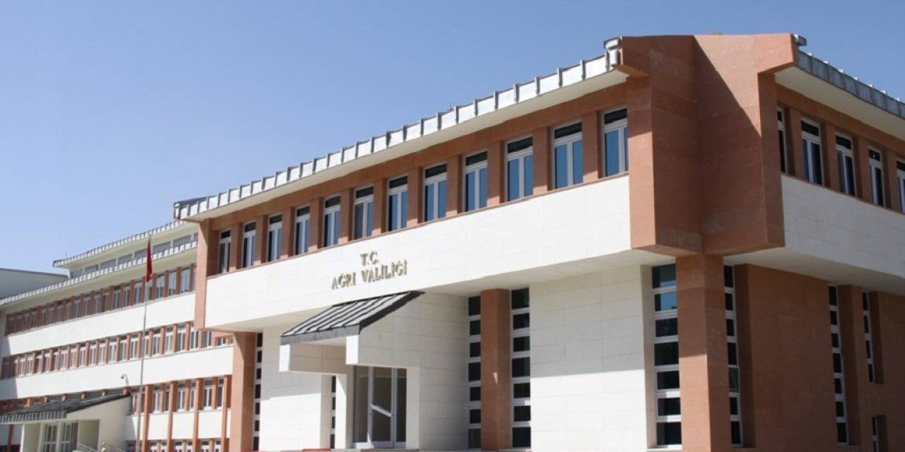 Ağrı Valiliğince İlde 4 Gün Boyunca Yürüyüş Ve Gösteri Yasağı İlan Edildi