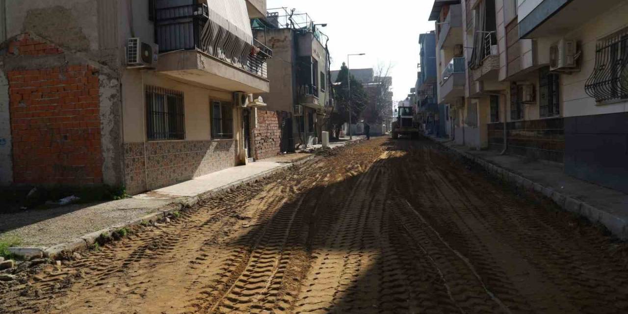 Turgutlu Belediyesi Prestij Caddeleri İçin Çalışmalarına Devam Ediyor