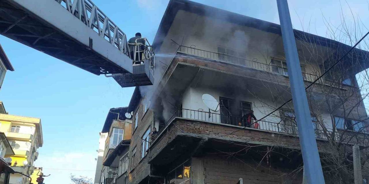 Sungurlu’da Korkutan Yangın