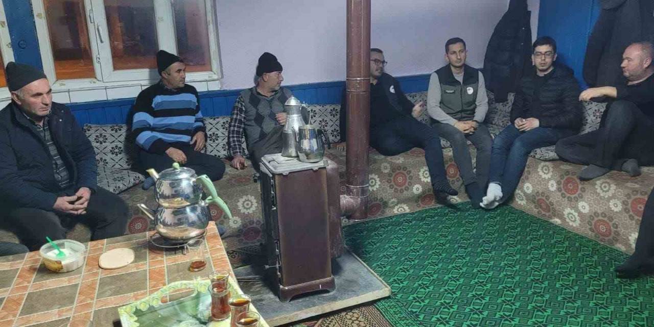 Sinanpaşa’da Üreticiler Gece Bilgilendirildi