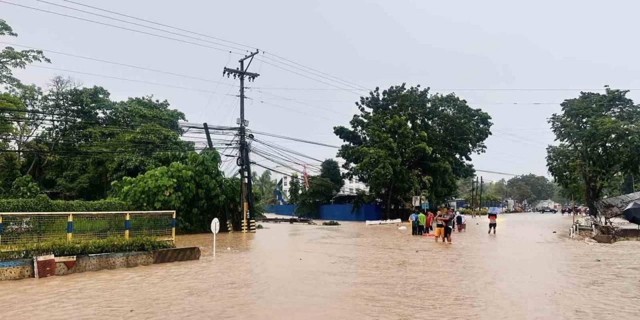 Filipinler Sel Ve Toprak Kayması: 6 Ölü, 1 Kişi Kayıp