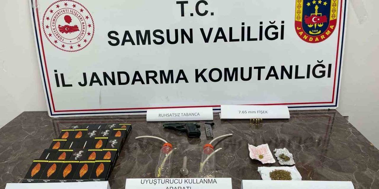Samsun’da Jandarma Bir Evde Uyuşturucu Ve Silah Ele Geçirdi