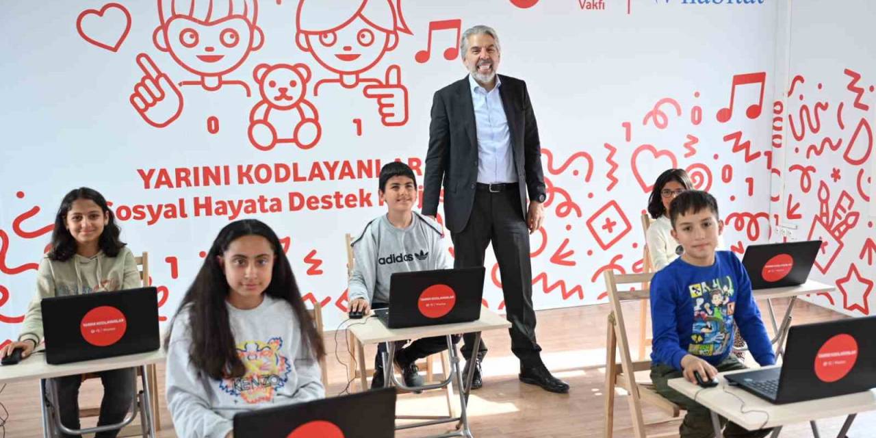 Vodafone Vakfı Deprem Bölgesine Desteğini Sürdürüyor