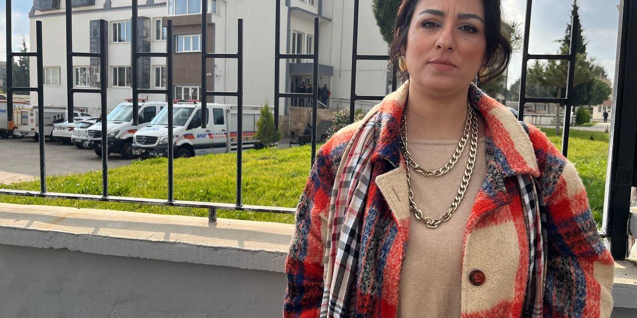 Tayini Çıkan Müdürün Arkasından Davul Zurna Çaldırdılar