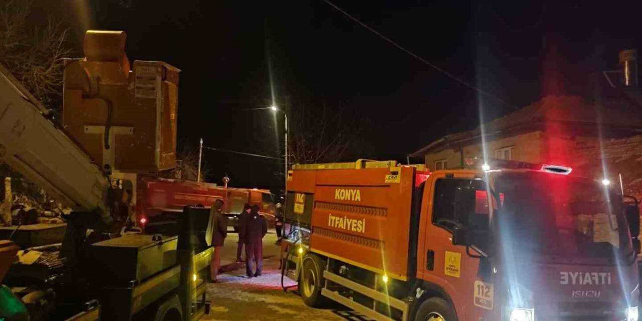 Konya’da Ev Yangını İtfaiye Tarafından Söndürüldü
