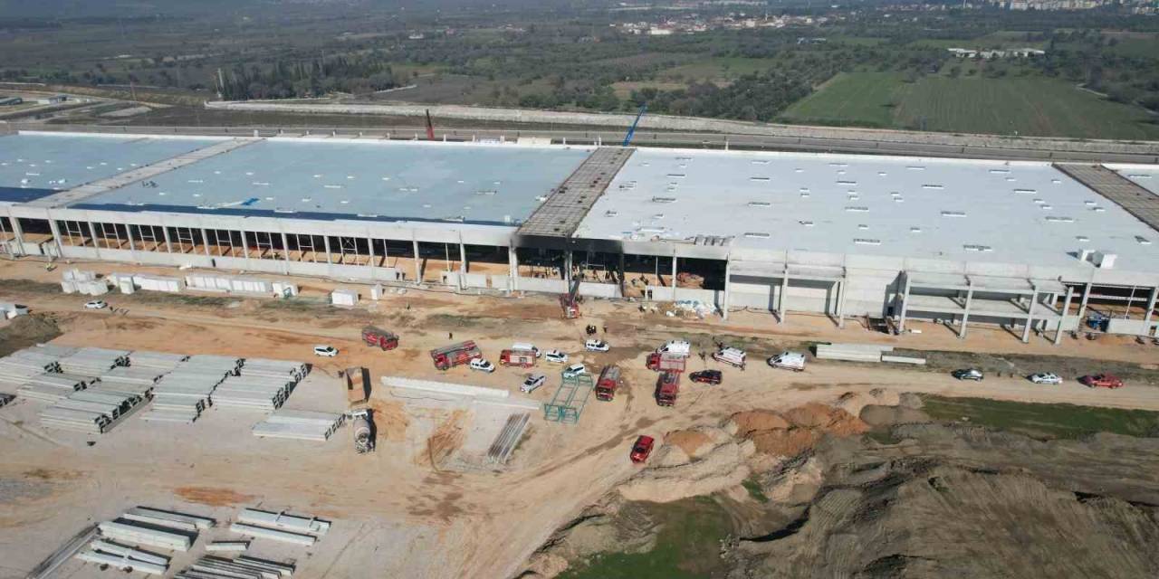 Manisa Osb’de Feci Yangın: 2 İşçi Yanarak Öldü