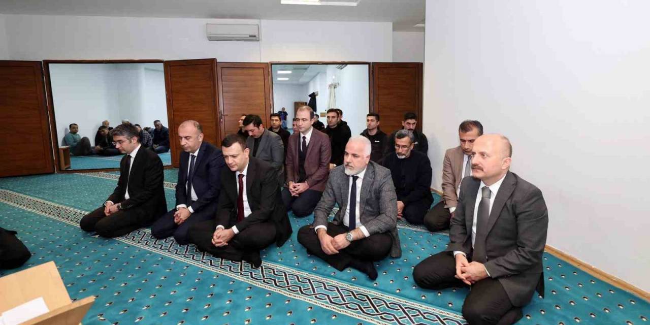 Depremde Hayatını Kaybeden Adliye Personeli İçin Mevlit Okutuldu