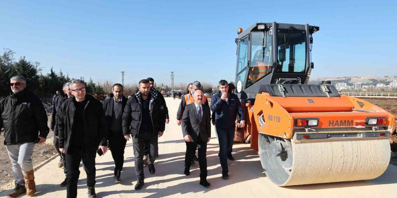 Vali Varol, Deprem Konutlarını İnceledi