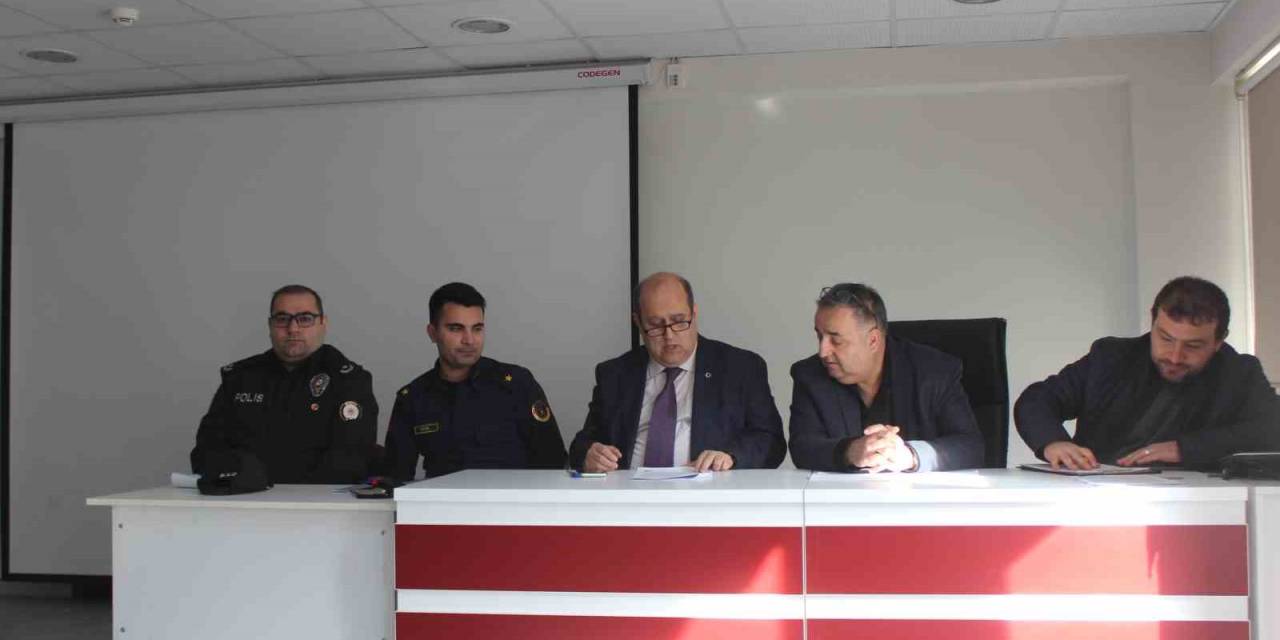 Osmaneli De Okul Güvenliği Toplantısı Yapıldı